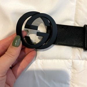 Mens black Gucci belt